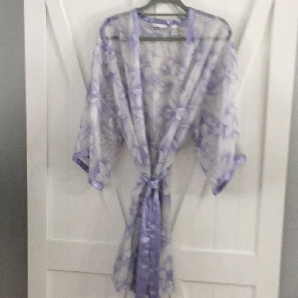 Valerie Stevens, sheer purple and white robe/cover-up. Size Medium